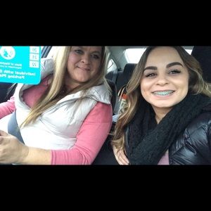 Meet your Posher, Stephanie